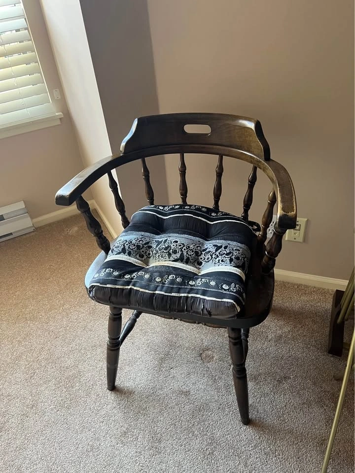 Estate Sale in Victoria at View and Vancouver St. - photo 2