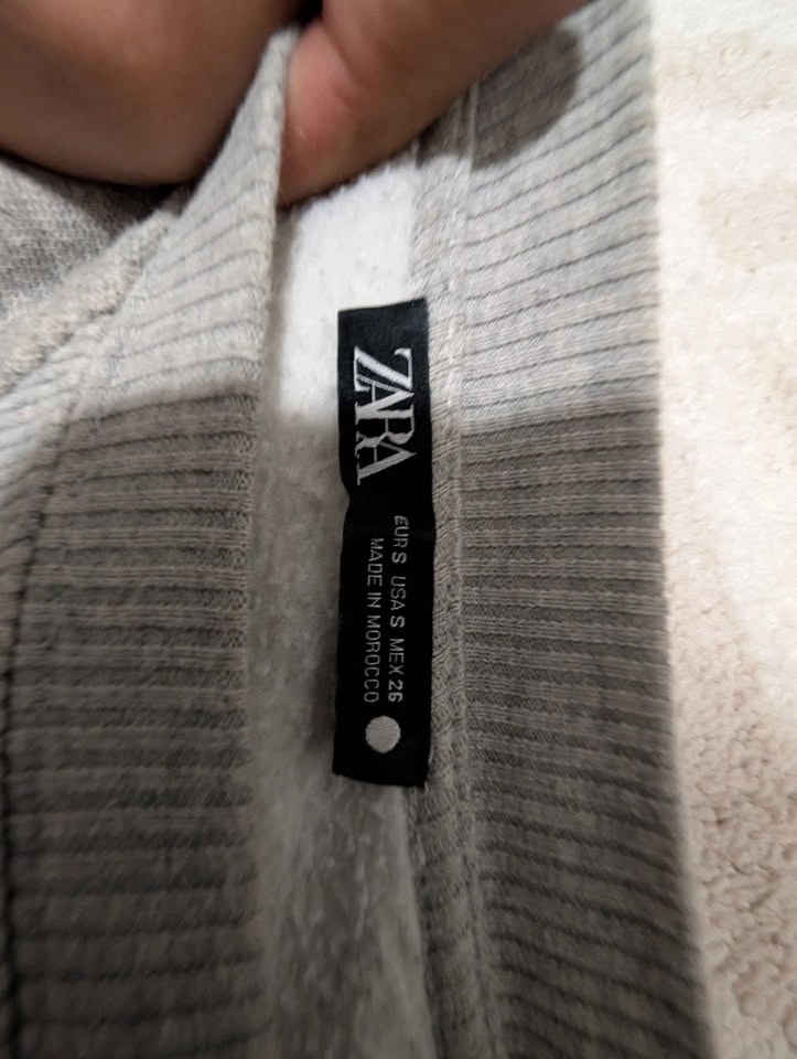 Zara Grey Sweatshirt and Sweatpants Set - photo 2