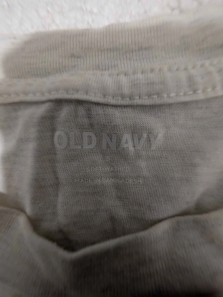 Old Navy Soft-Washed T-Shirt Size S - photo 2