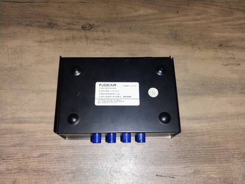 4 Port VGA Video Selector Switch 4 In 1 Out VGA Switcher - photo 2