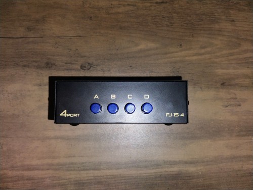 4 Port VGA Video Selector Switch 4 In 1 Out VGA Switcher - photo 3