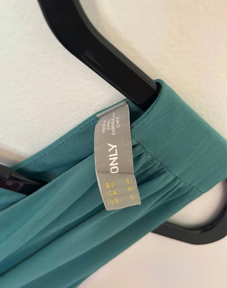 Women’s Maxi Teal Dress - wedding guest dress - photo 4