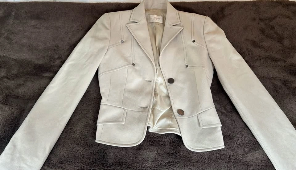 Valentino Roma Cream Wool Blazer size 6 - photo 2