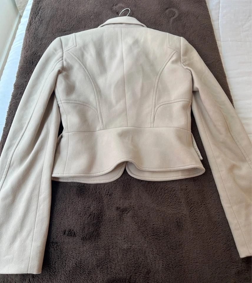 Valentino Roma Cream Wool Blazer size 6 - photo 3