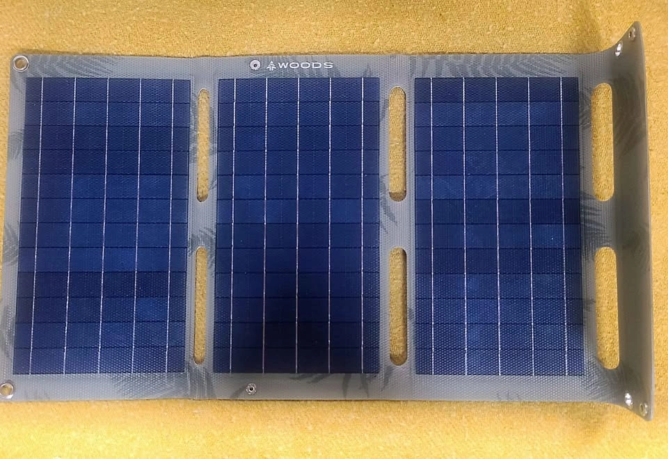 Woods Portable Folding Solar Panel - photo 2
