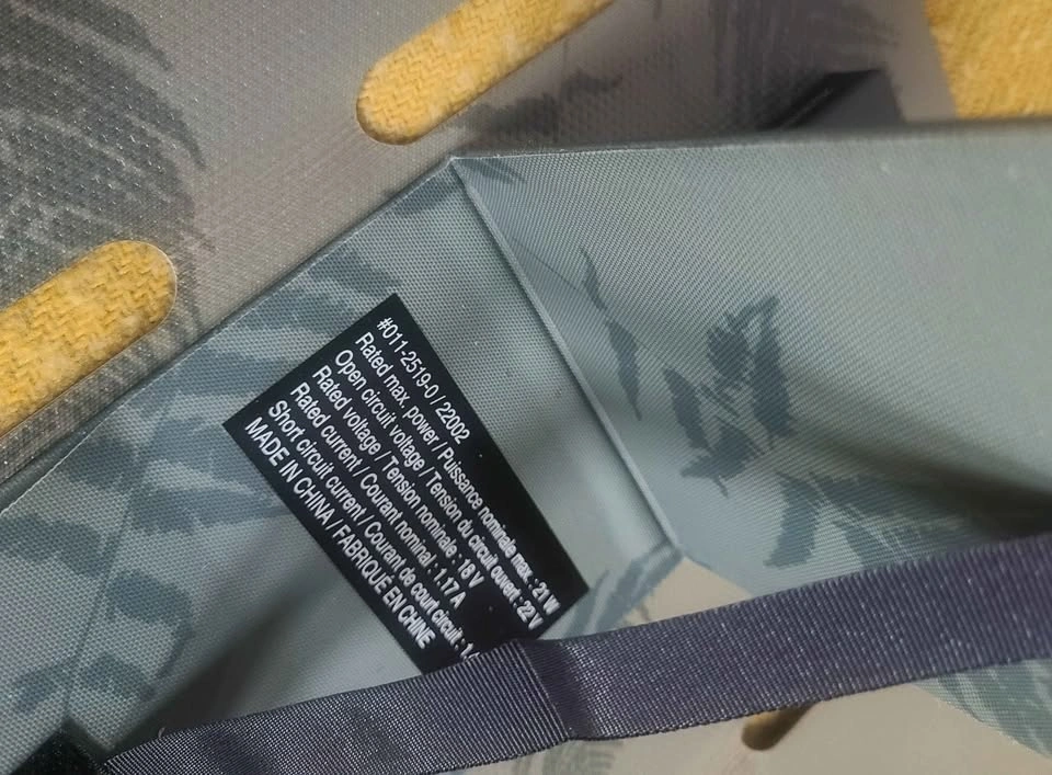 Woods Portable Folding Solar Panel - photo 5