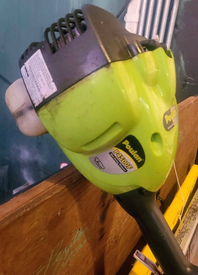 Poulan P4500F Gas String Trimmer - photo 3