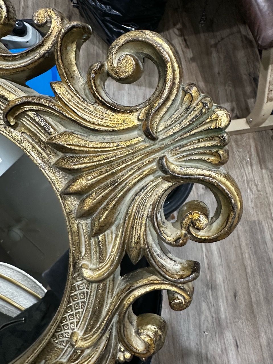 Ornate Gold Baroque Oval Wall Mirror - photo 4