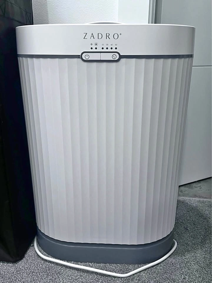 Zadro Fluted Oval Towel Warmer White/Gray
