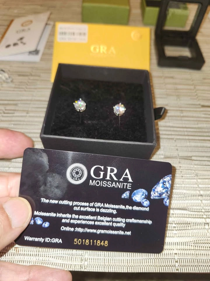 2 Carat GRA Moissanite 8mm Stud Earrings - photo 3