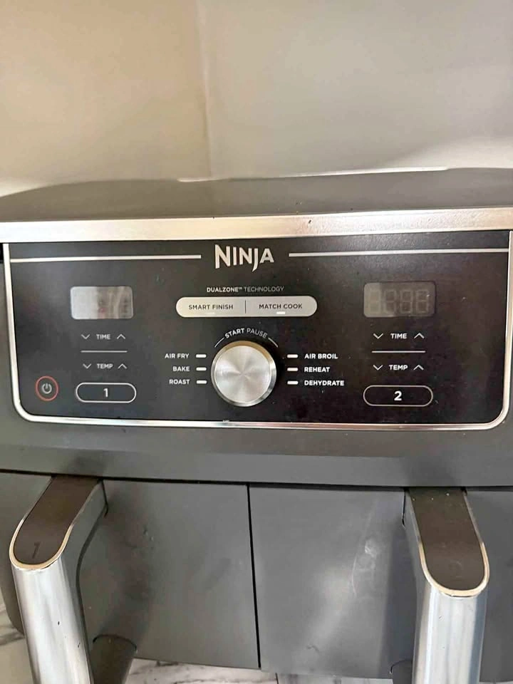 Ninja Foodi DualZone 2-Basket Air Fryer