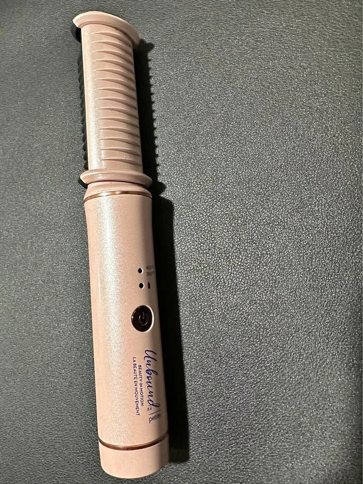 Cordless straightener