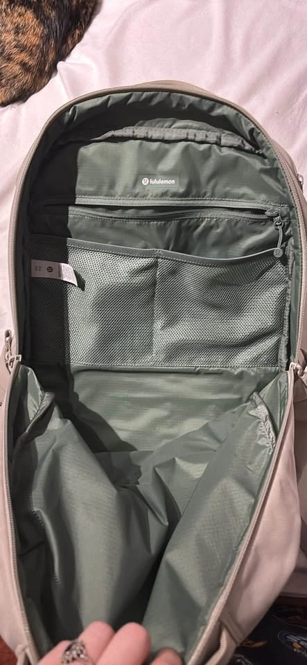 Lululemon backpack - photo 4