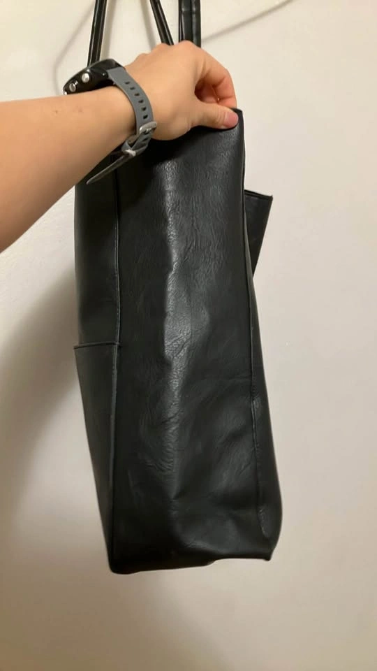 Mia & Luca Black Faux Leather Tote Bag - photo 2