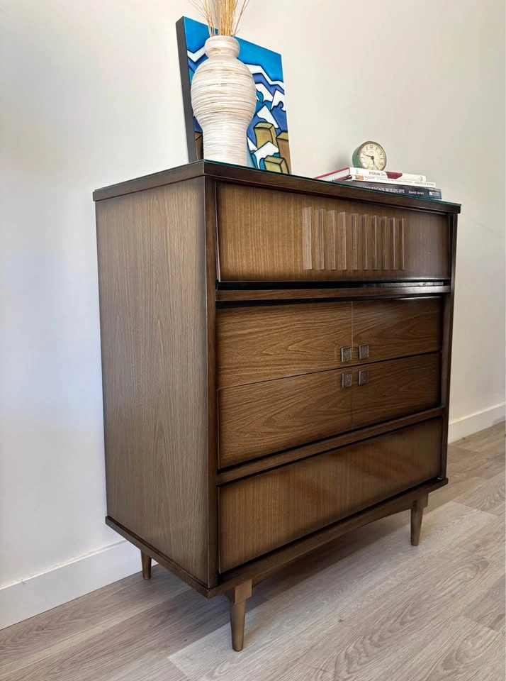 Vintage Mid Century Modern Dresser - photo 2
