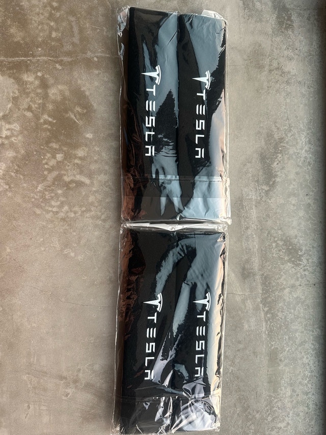 Tesla Seat Belt Shoulder Pads – Premium Comfort – Brand New - photo 2