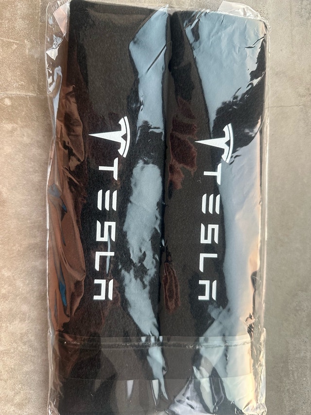 Tesla Seat Belt Shoulder Pads – Premium Comfort – Brand New - photo 3