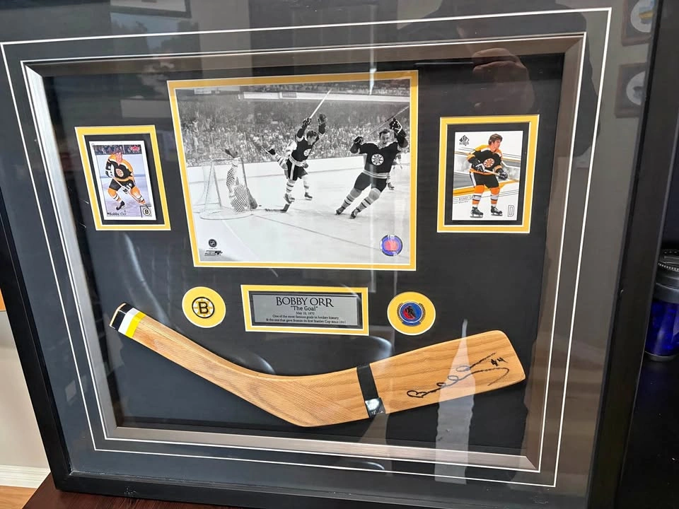 Bobby Orr "The Goal" Signed Mini Stick Framed Memorabilia