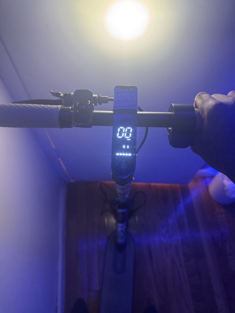 Maxshot E-scooter - photo 2