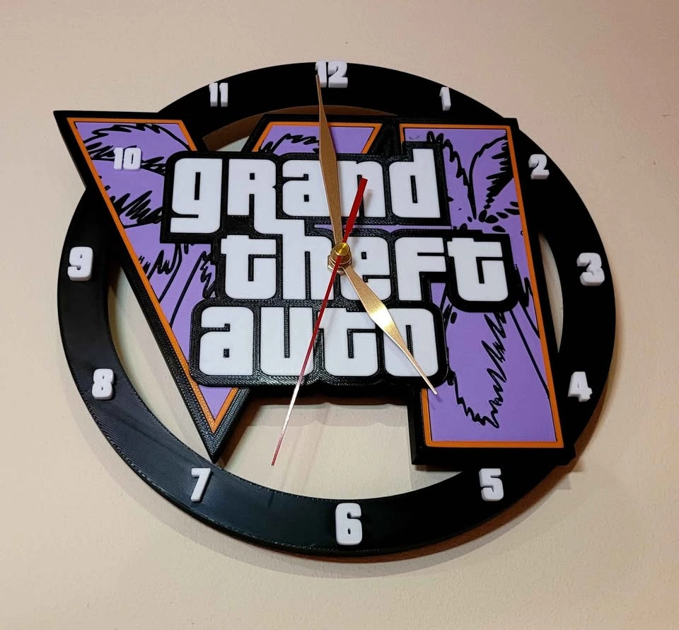 3d printed Gta 6 clock - photo 2