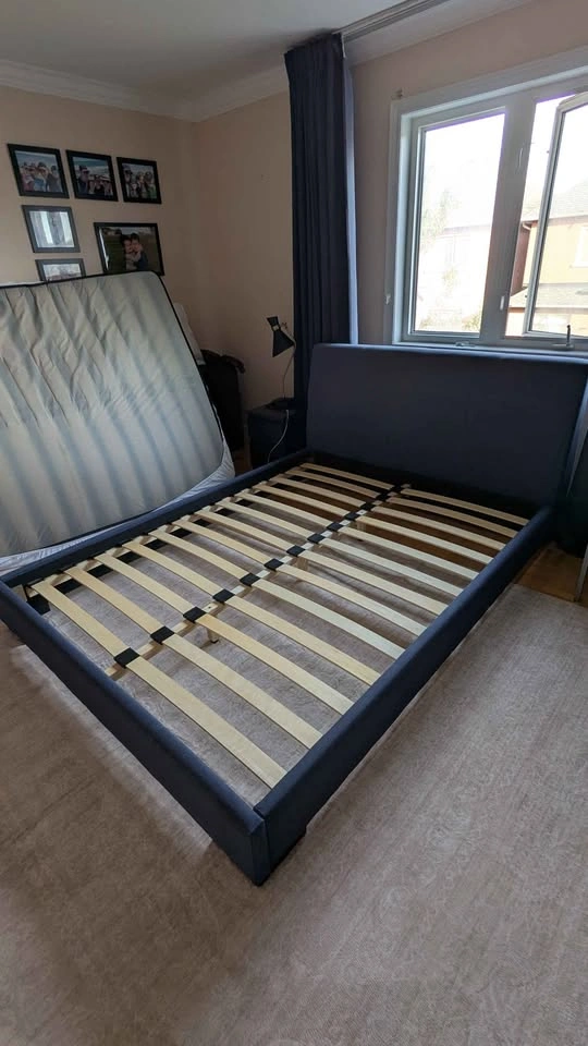 Queen Bed Frame (Structube) - photo 2