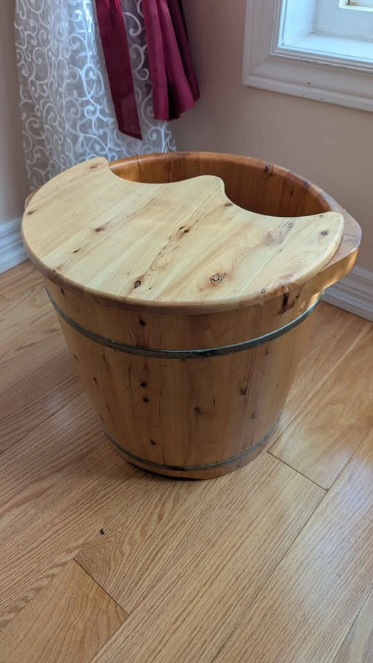 Wooden Foot Soaking Tub - photo 3