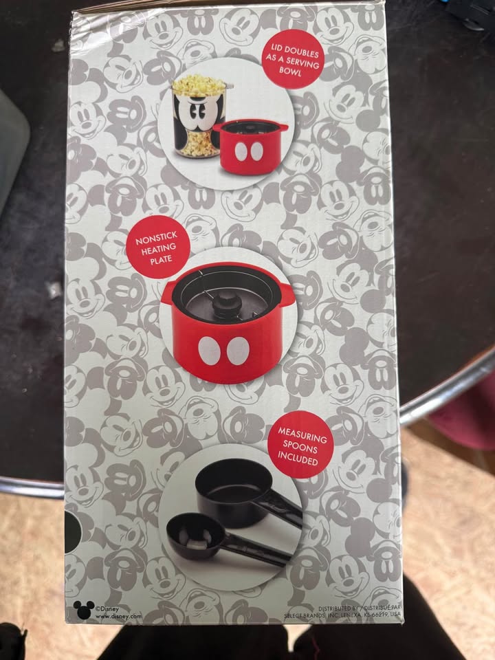 Mickey Mouse Mini Popcorn Maker - photo 2