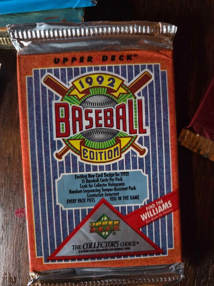 Sealed vintage baseball cards - photo 3