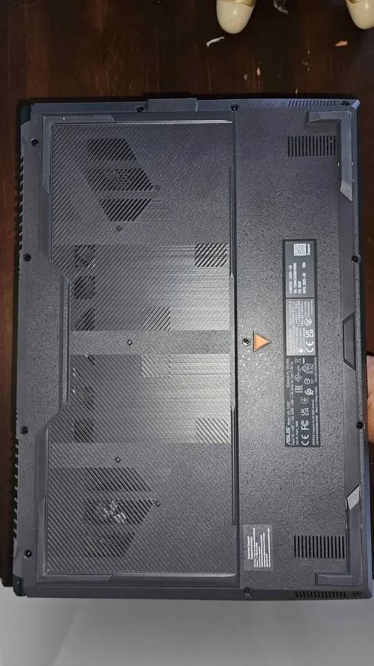 Asus Tuf A15 RTX 4060 - Ryzen 9 - 16GB DDR5 image indicator(9)