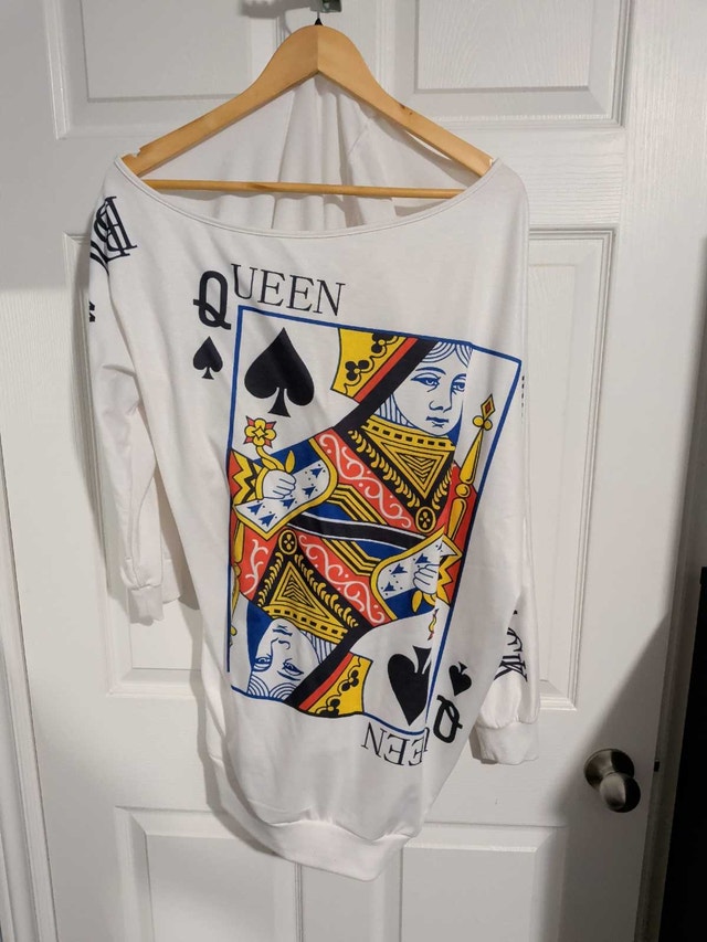 Black Queen tunic sweater