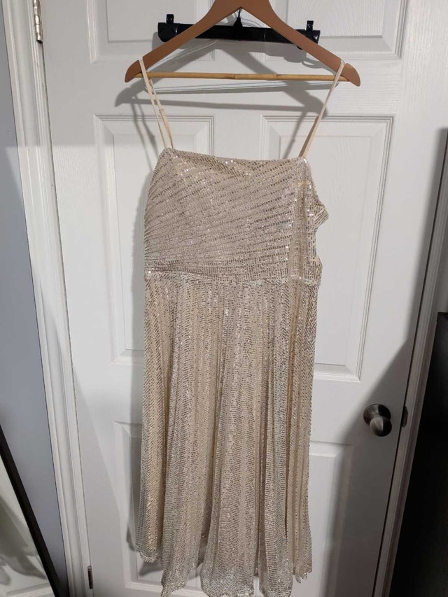 Gold/beige cocktail dress