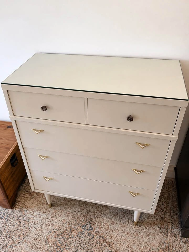 Vintage MCM Refinished Dresser — $475 CAD - photo 5