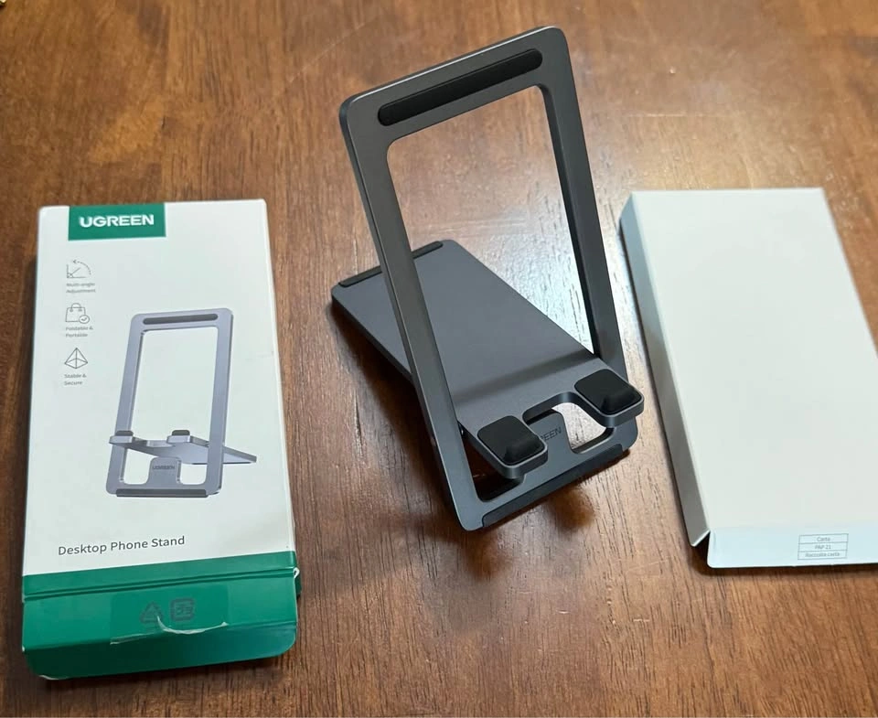 Metal Phone stand fully foldable, and adjustable *NEW* - photo 3