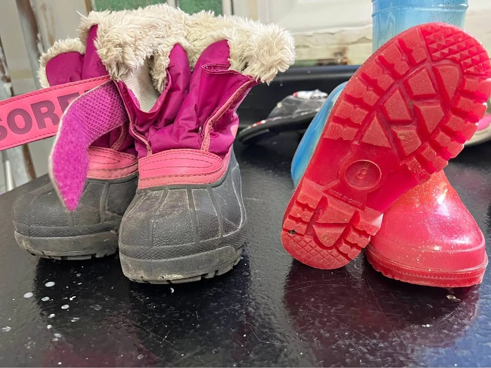 Toddler and Kid Shoes: Winter Boots and Rain Boots
