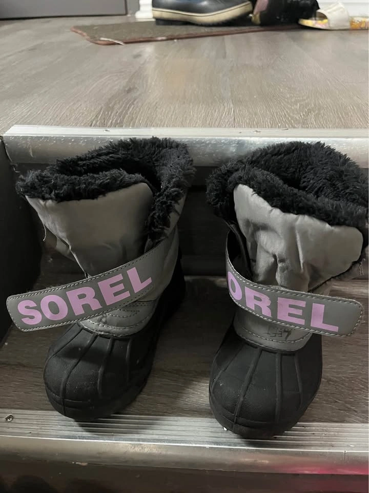 Toddler and kids shoes - photo 3