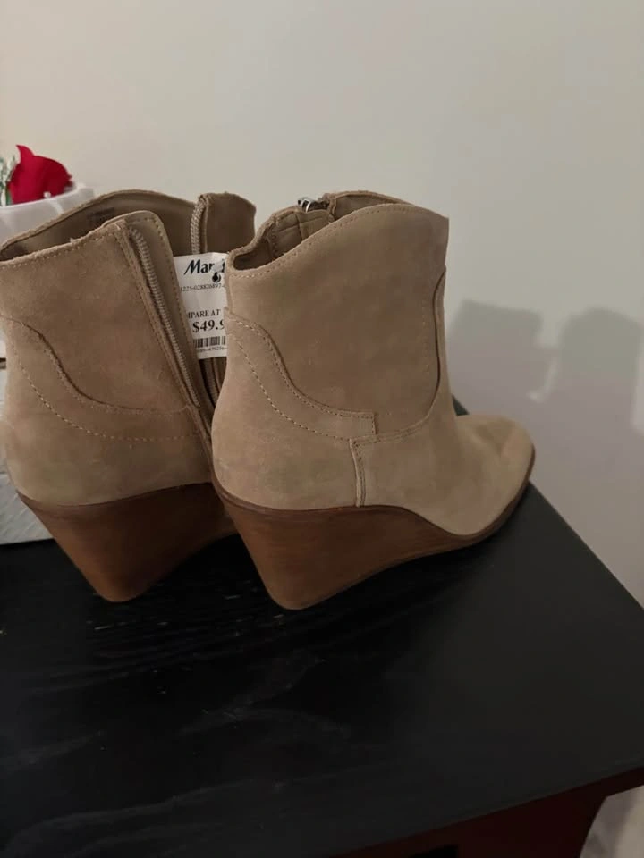 Women’s Boots Size 7 - photo 2