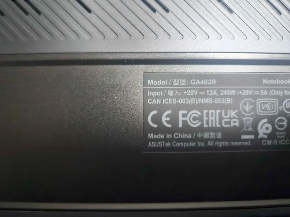 Asus Zephyrus G14 (2022) RX 6700S - Ryzen 9 - 24GB DDR5 image indicator(3)