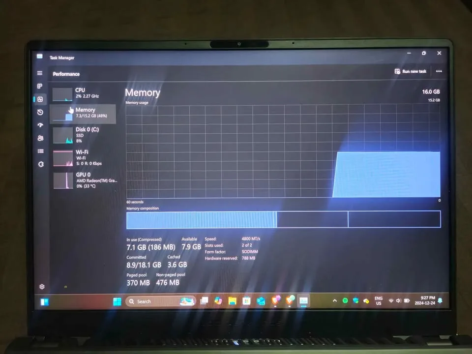 Asus Zephyrus G14 (2022) RX 6700S - Ryzen 9 - 24GB DDR5 image indicator(7)