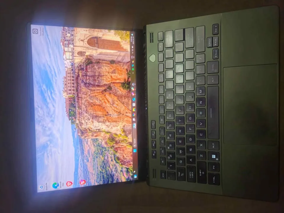 Asus Zephyrus G14 (2022) RX 6700S - Ryzen 9 - 24GB DDR5 image indicator(9)