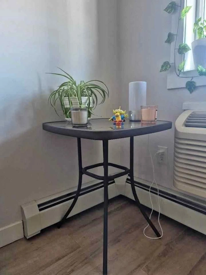 Glass Top Metal Corner Table