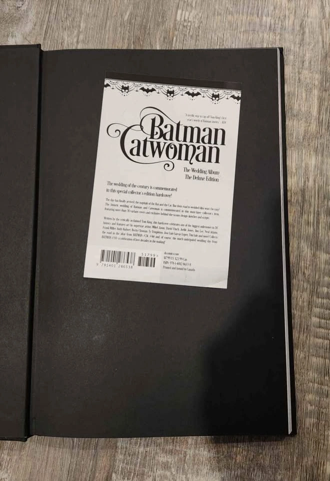 Batman Catwoman Wedding Album DC The Deluxe Edition 2018 - photo 2