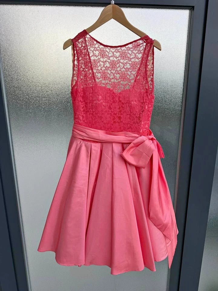 Brand New Pink Lace Cocktail / Party Dress – Size 40