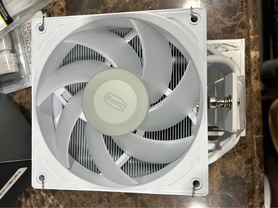 RT500 TC ARGB High Performance CPU Cooler