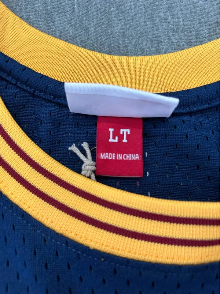 LeBron James Cavaliers 2015-16 Hardwood Classics Jersey NWT - photo 4