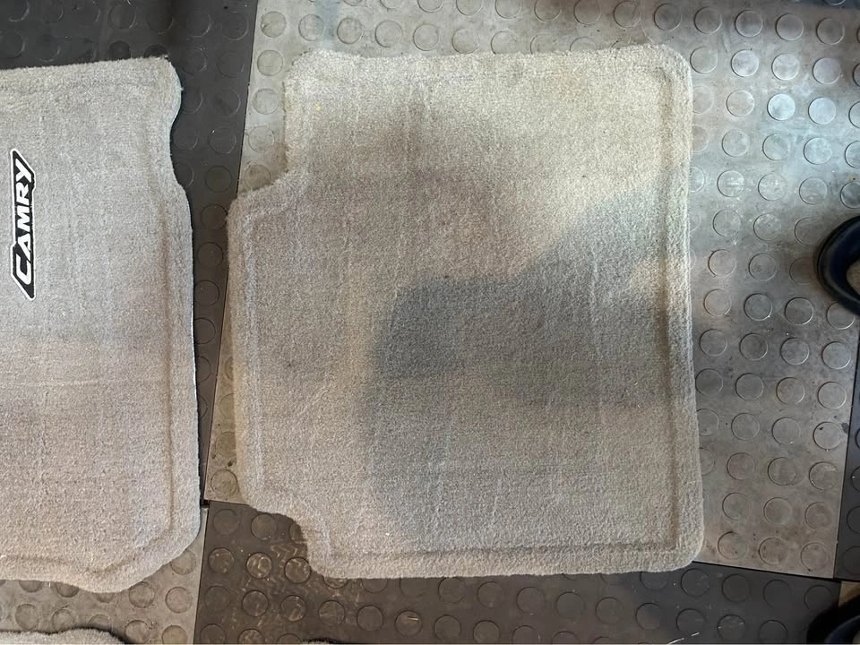 Toyota Camry 2007–2011 mats - photo 5