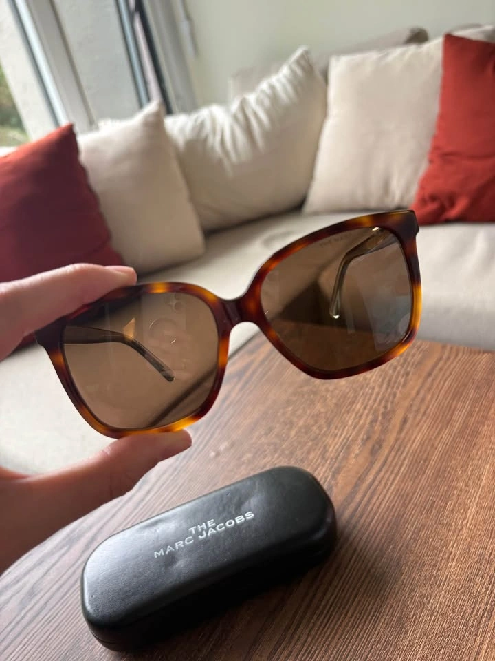 Women’s sunglasses - photo 4