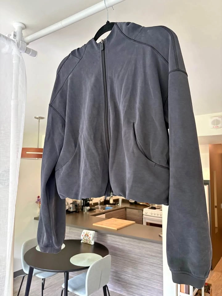 Lululemon Jacket Size 8 Softstreme