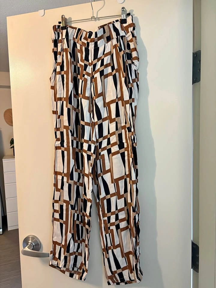 Summery Pants Size M