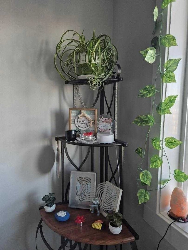 Metal Corner Shelf Unit - photo 2