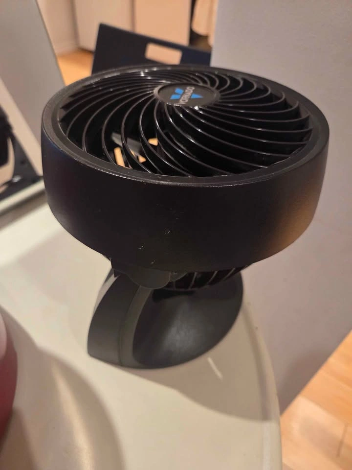 Vornado Air Circulator Fan - photo 2
